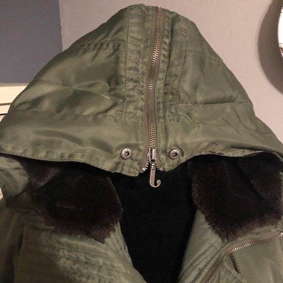 Super cute Juicy Couture bomber Jacket - Picture 7 of 15